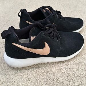 Nike shoes